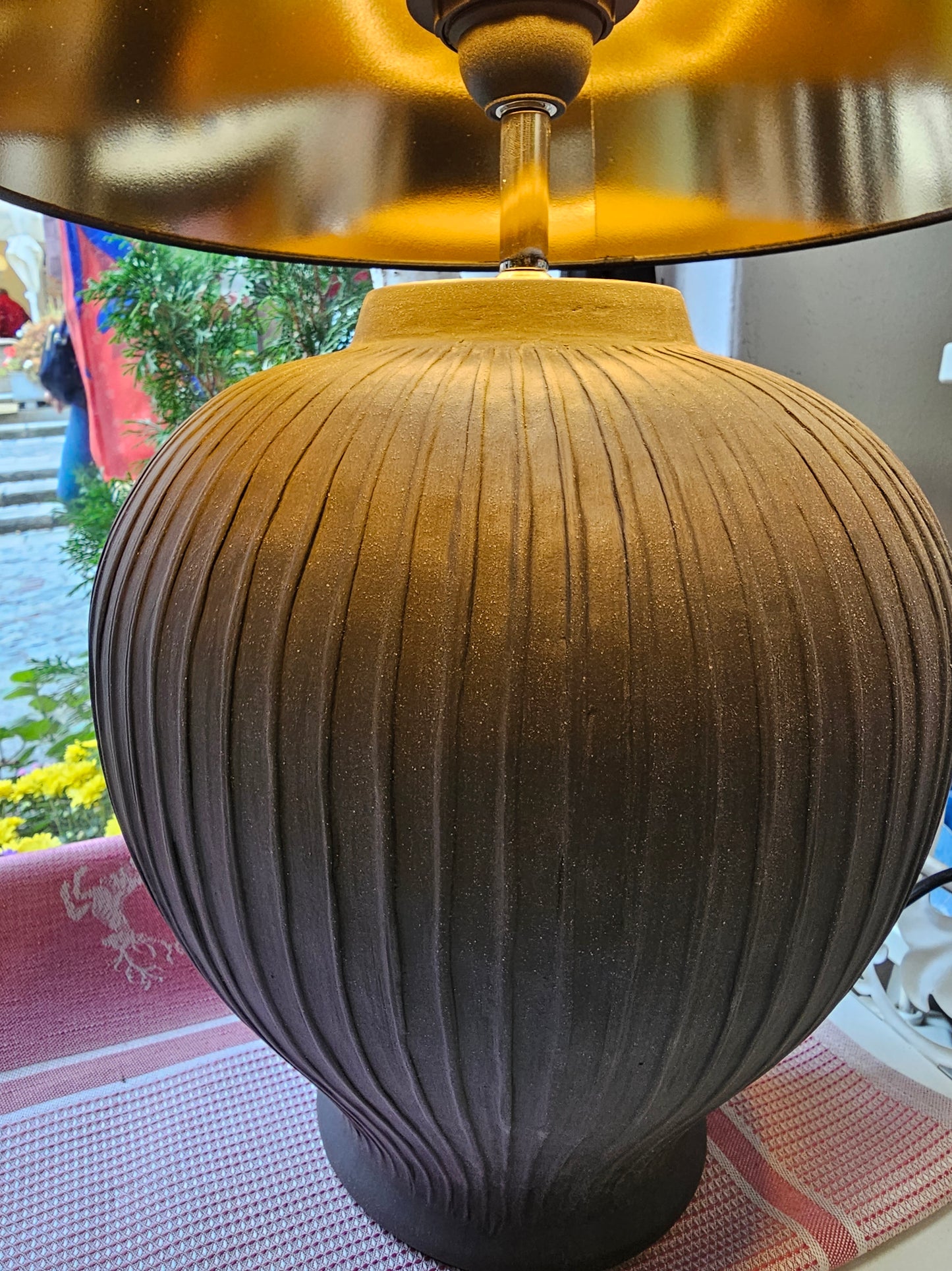 Schwarze Keramik Lampe