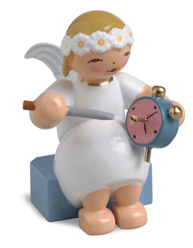 Marguerite angel with alarm clock